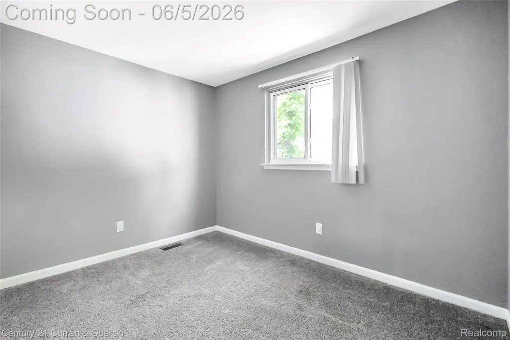 15556 Taft Street Romulus City MI 48174