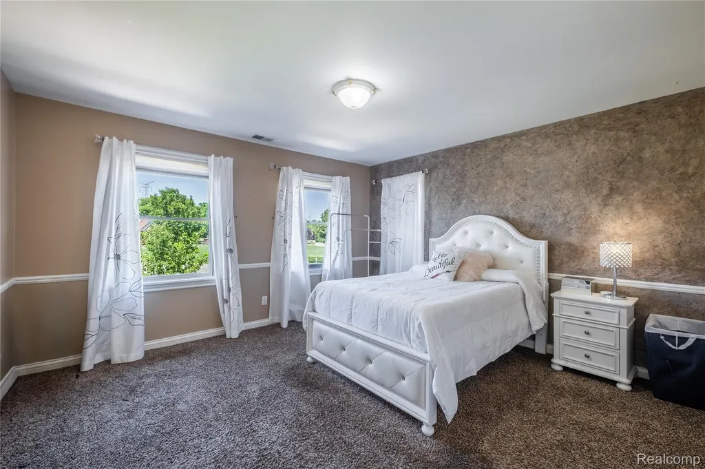 5098 Harvest Lane Vienna Charter Township MI 48420