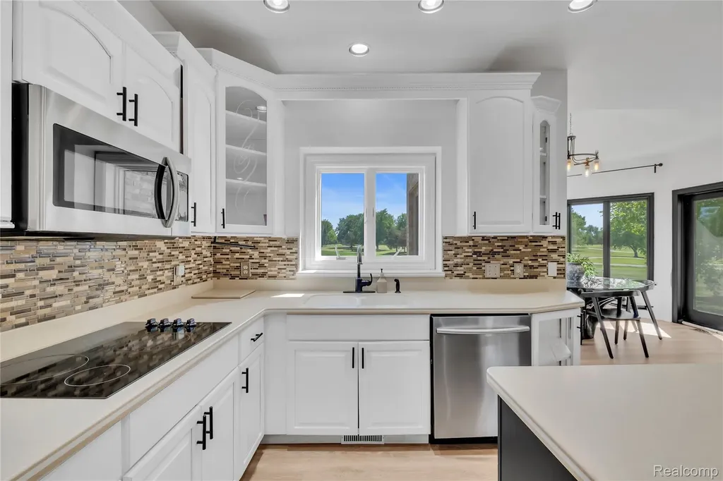 5098 Harvest Lane Vienna Charter Township MI 48420