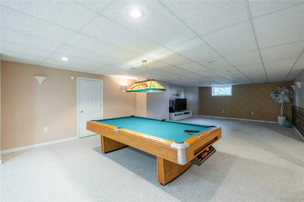 5098 Harvest Lane Vienna Charter Township MI 48420
