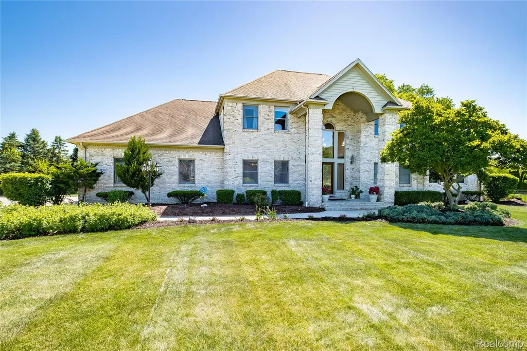 5098 Harvest Lane Vienna Charter Township MI 48420