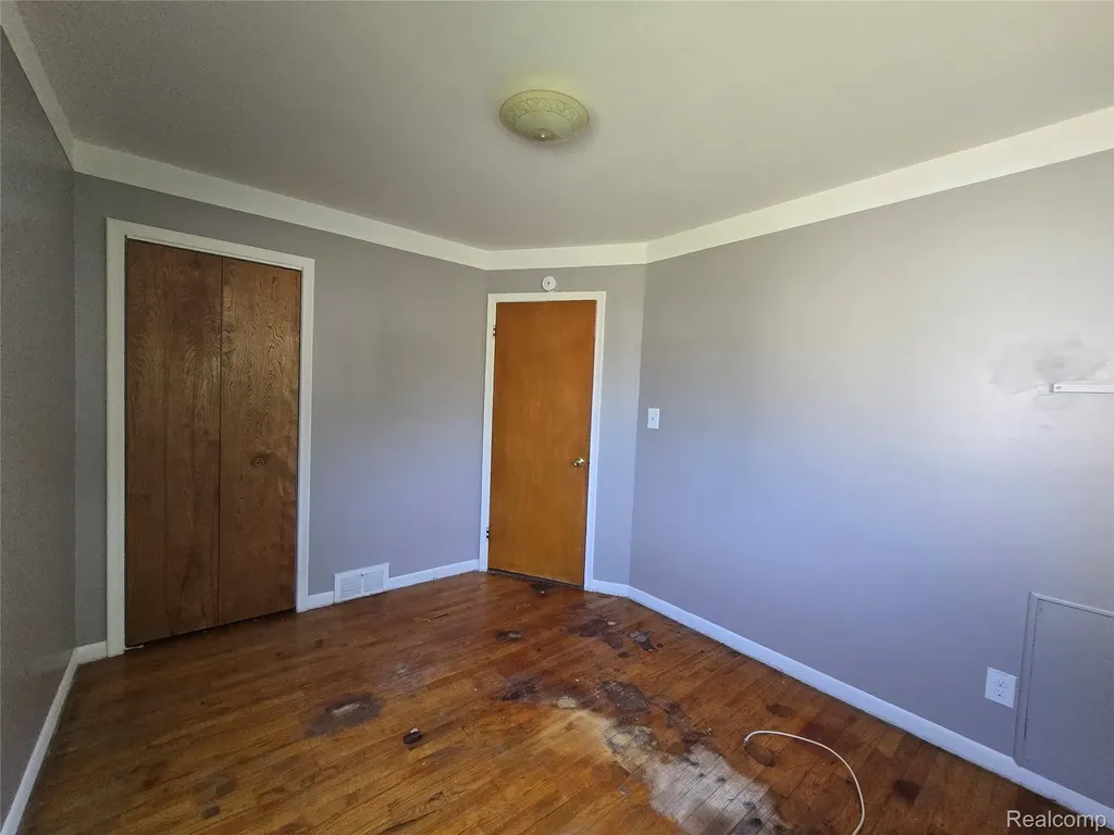 31422 Hazelwood Street Westland City MI 48186
