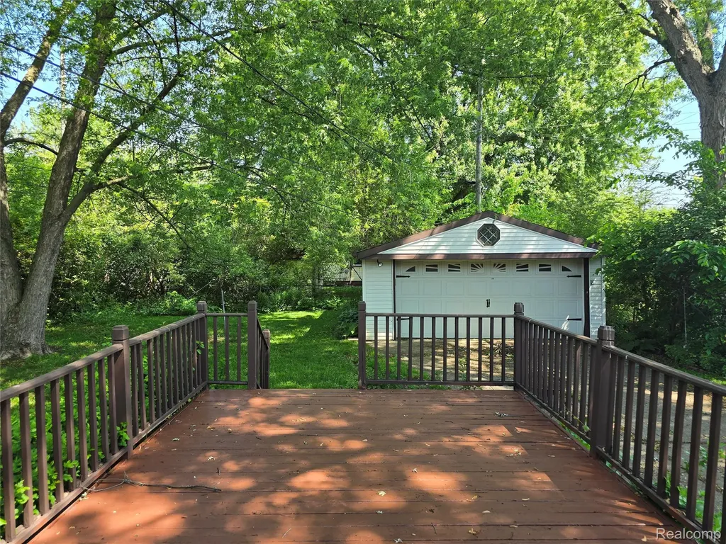 31422 Hazelwood Street Westland City MI 48186