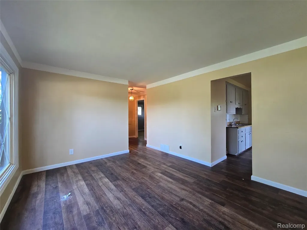31422 Hazelwood Street Westland City MI 48186