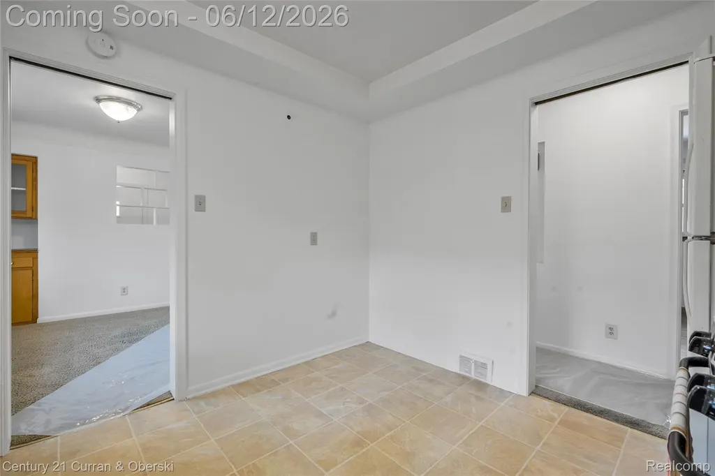 7602 Highview Street Dearborn Heights City MI 48127