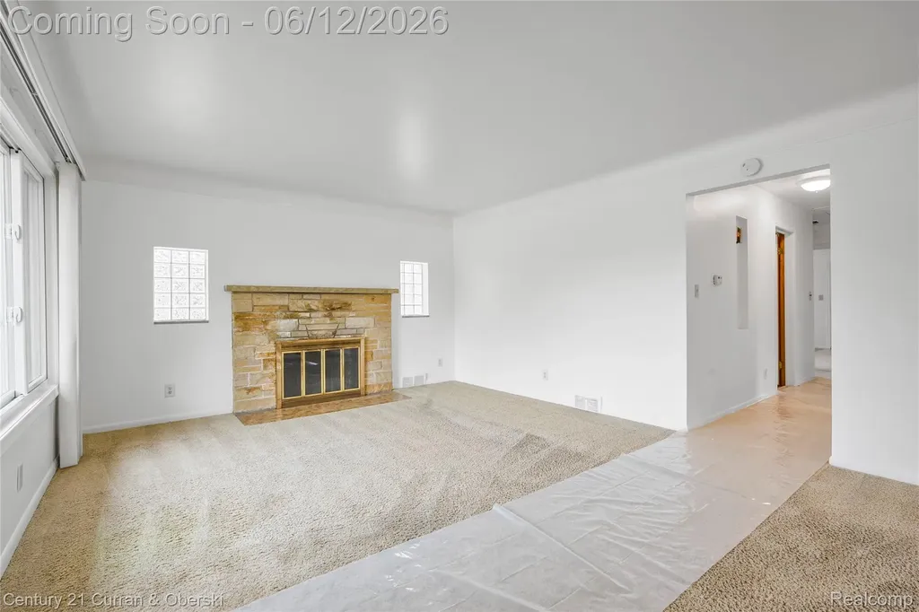 7602 Highview Street Dearborn Heights City MI 48127