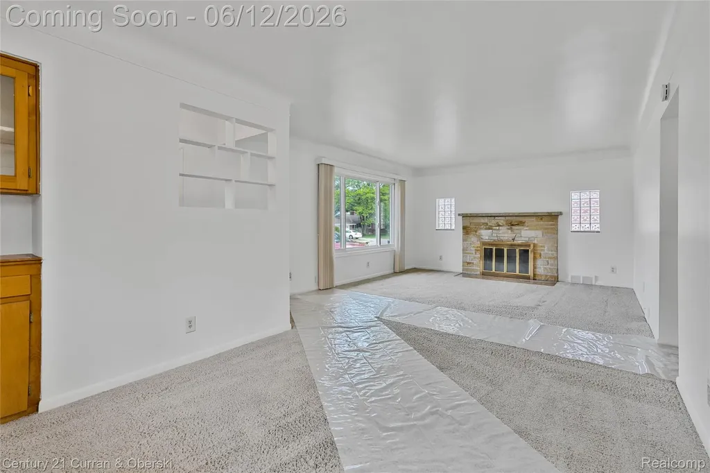 7602 Highview Street Dearborn Heights City MI 48127