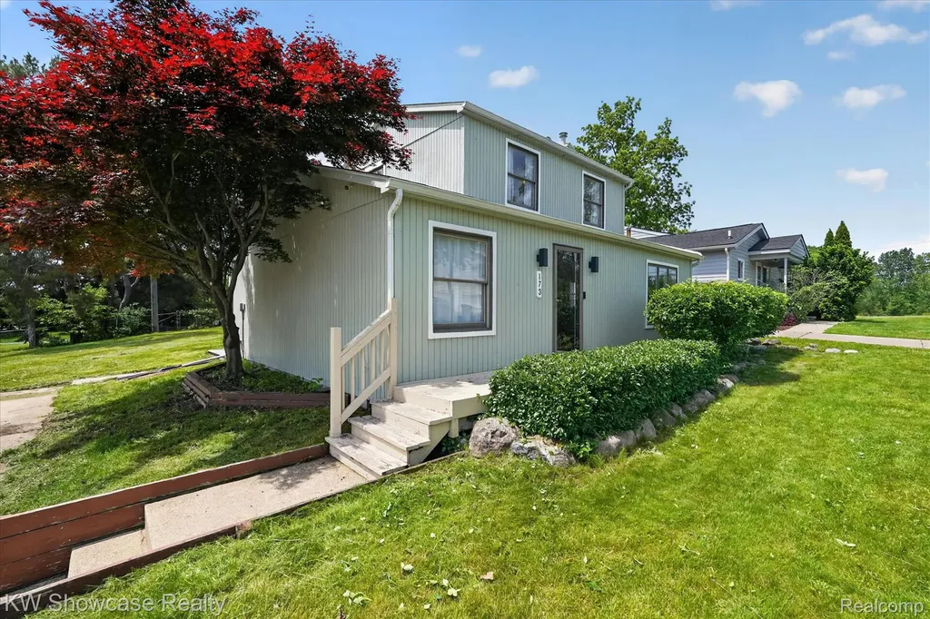 173 Pickford Street Novi City MI 48377