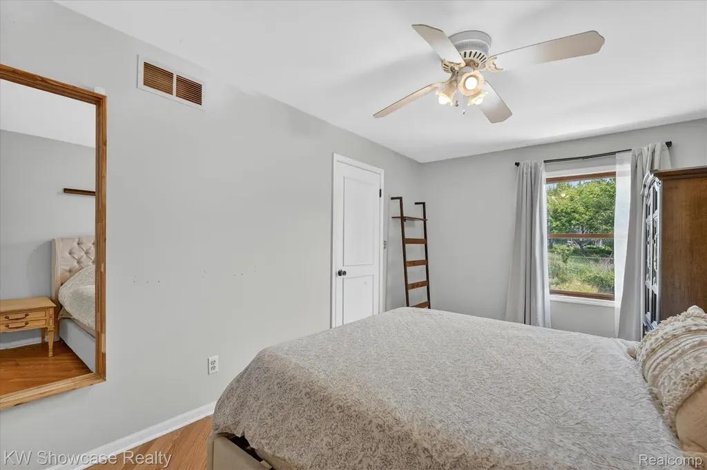 173 Pickford Street Novi City MI 48377