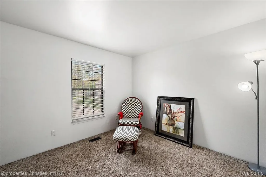 35164 N Bay Circle Harrison Charter Township MI 48045