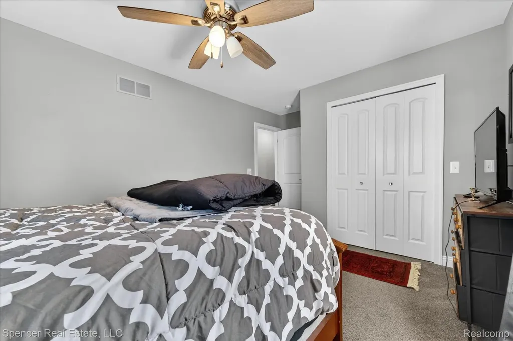 6415 Sunnydale Road Independence Charter Township MI 48346