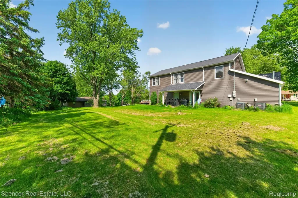 6415 Sunnydale Road Independence Charter Township MI 48346