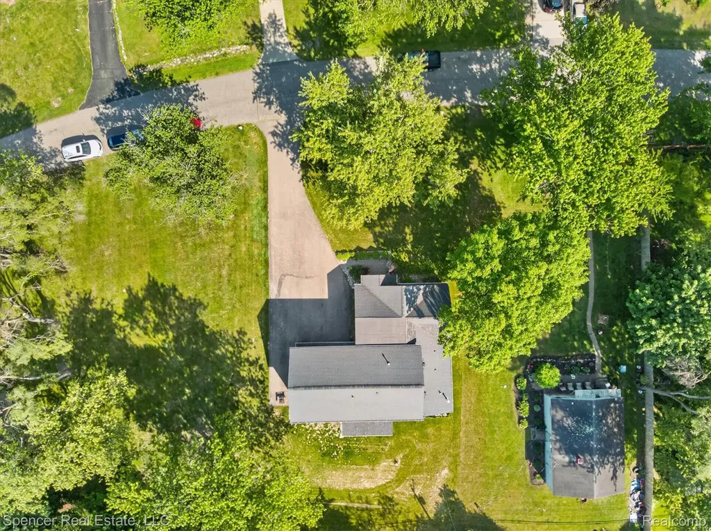 6415 Sunnydale Road Independence Charter Township MI 48346
