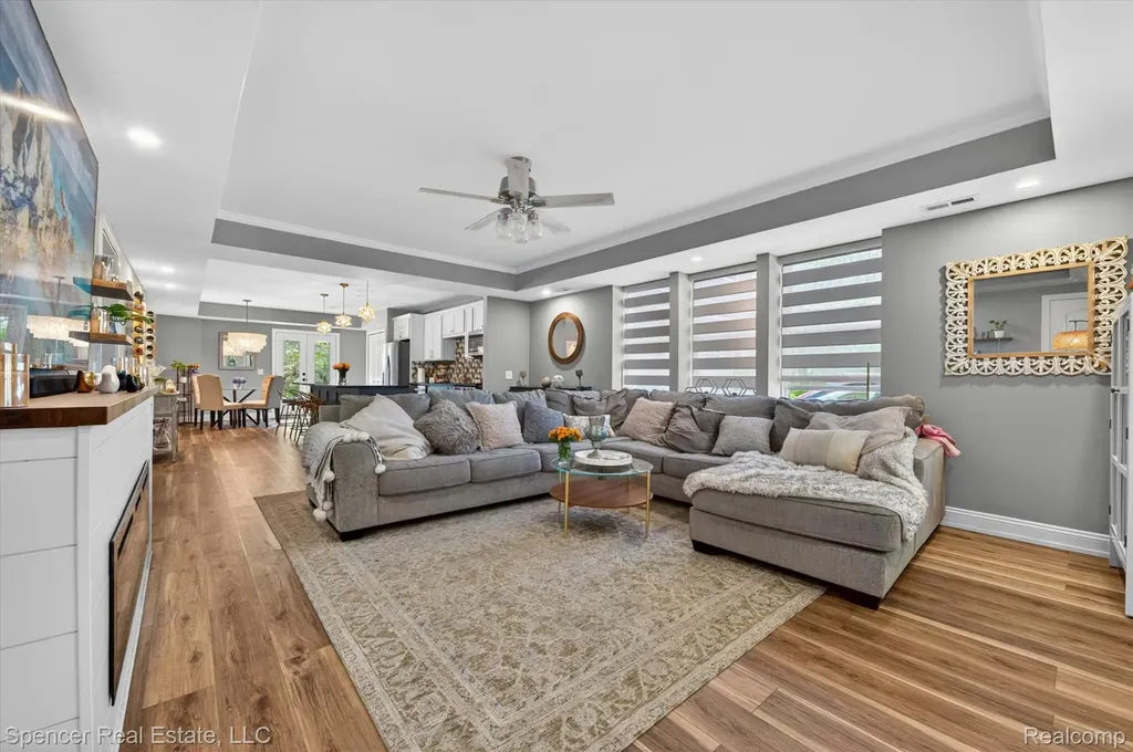 6415 Sunnydale Road Independence Charter Township MI 48346