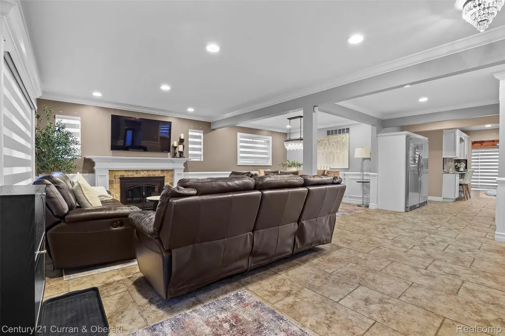 6446 Oakman Boulevard Dearborn City MI 48126