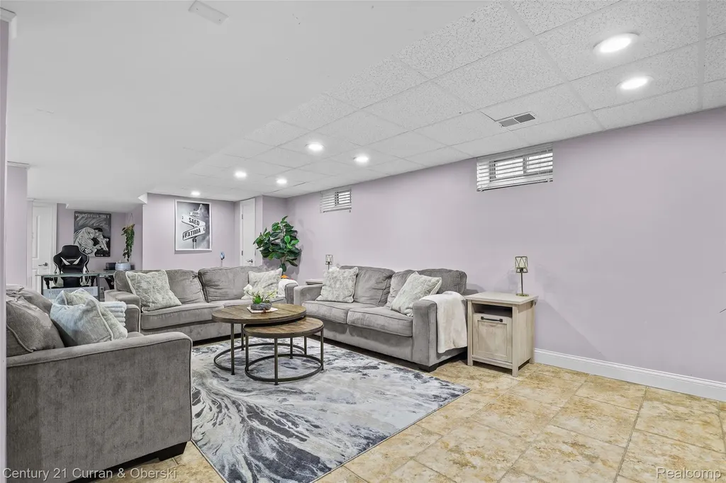 6446 Oakman Boulevard Dearborn City MI 48126