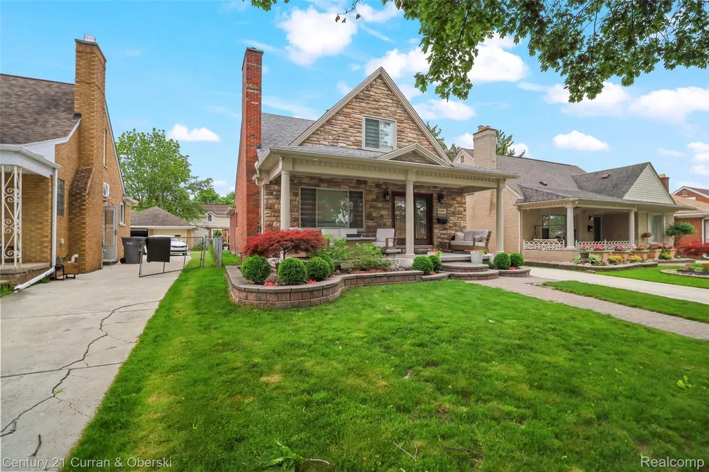 6446 Oakman Boulevard Dearborn City MI 48126