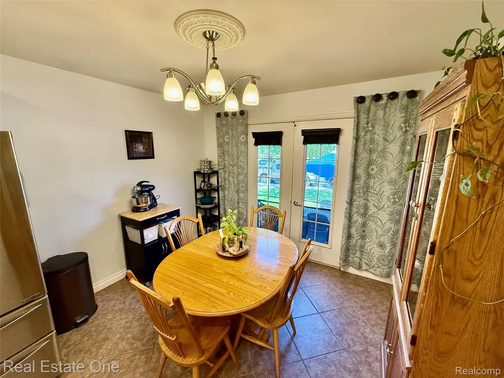 51063 Paxton Drive Chesterfield Township MI 48051