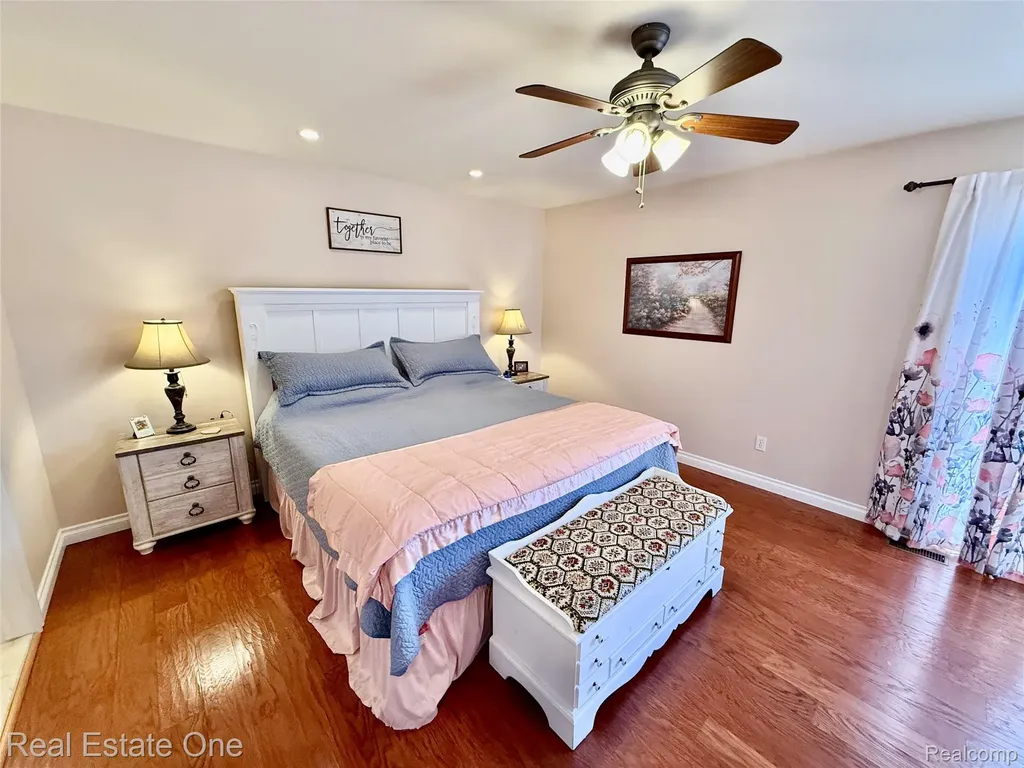 51063 Paxton Drive Chesterfield Township MI 48051