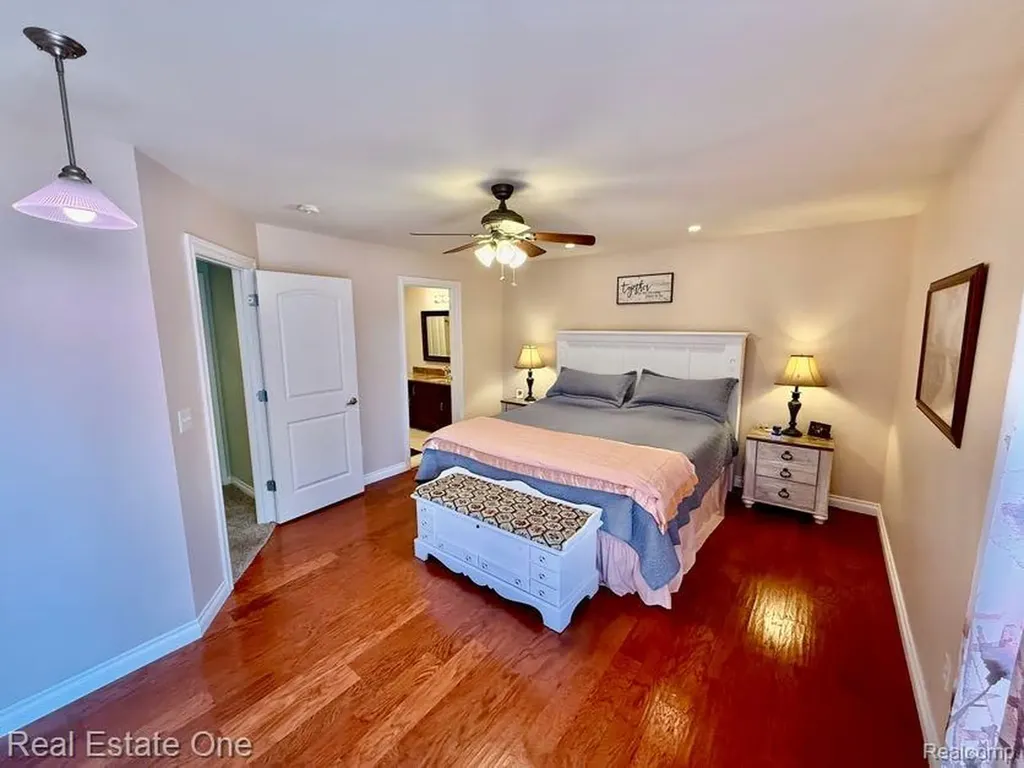 51063 Paxton Drive Chesterfield Township MI 48051