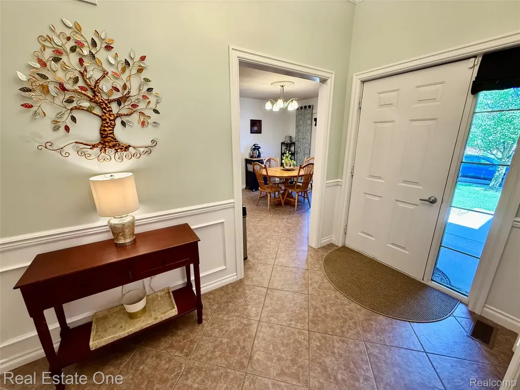 51063 Paxton Drive Chesterfield Township MI 48051