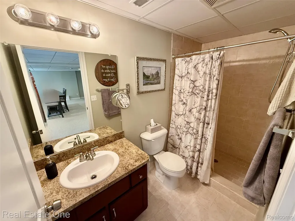51063 Paxton Drive Chesterfield Township MI 48051