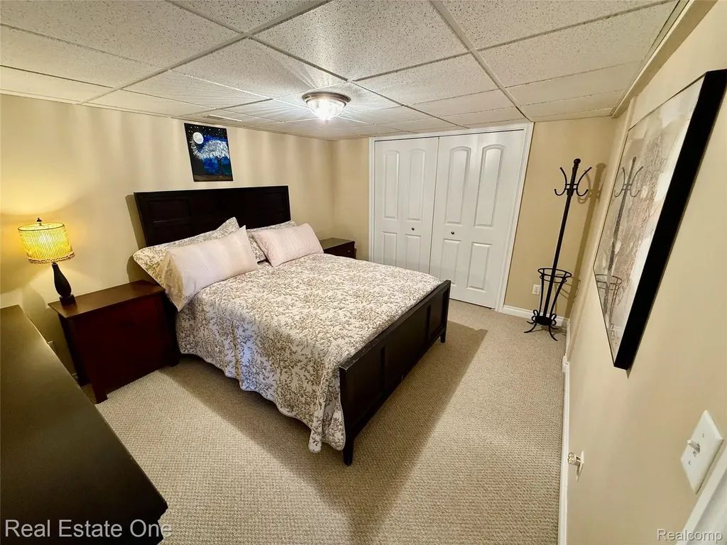 51063 Paxton Drive Chesterfield Township MI 48051