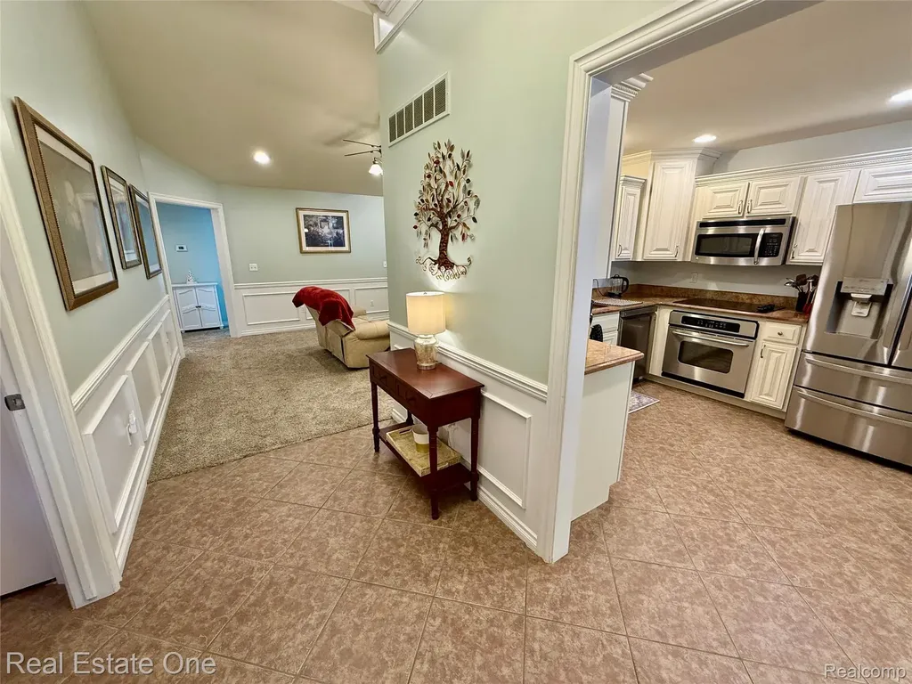 51063 Paxton Drive Chesterfield Township MI 48051
