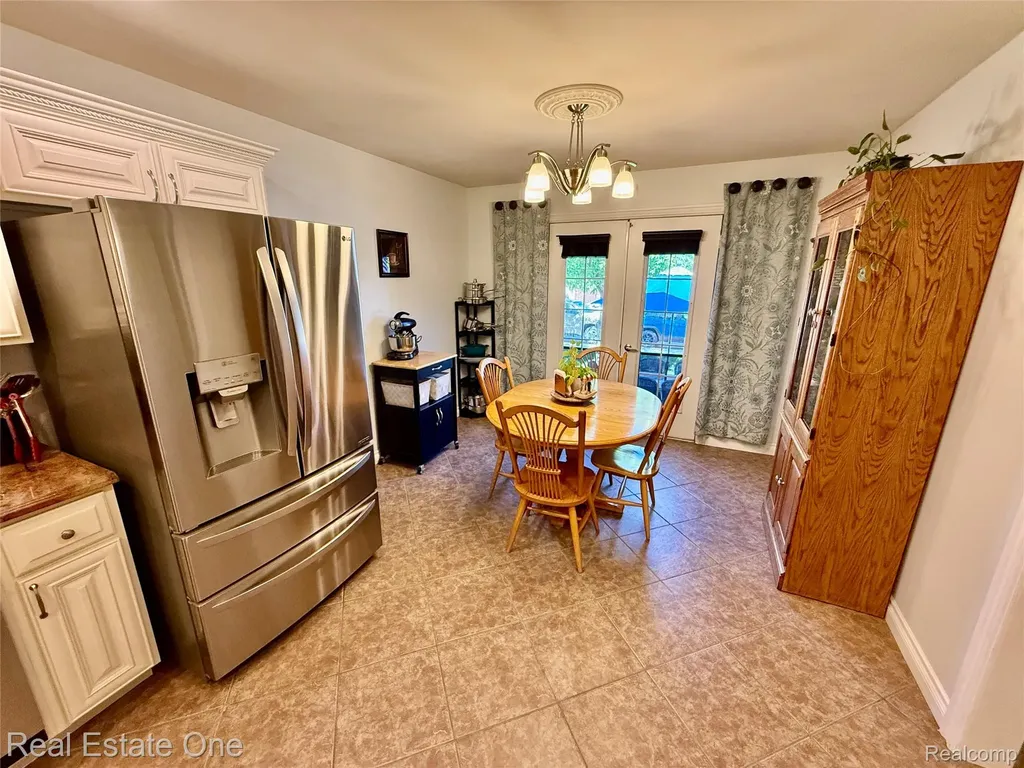 51063 Paxton Drive Chesterfield Township MI 48051