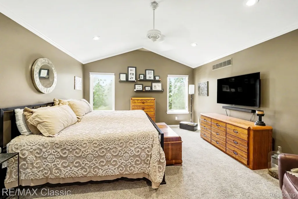 54853 Walnut Drive Lyon Charter Township MI 48165