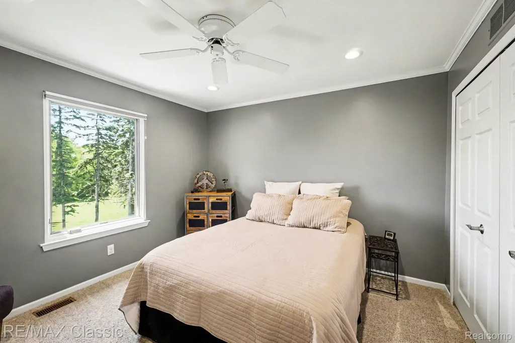 54853 Walnut Drive Lyon Charter Township MI 48165