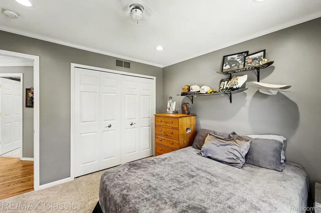 54853 Walnut Drive Lyon Charter Township MI 48165