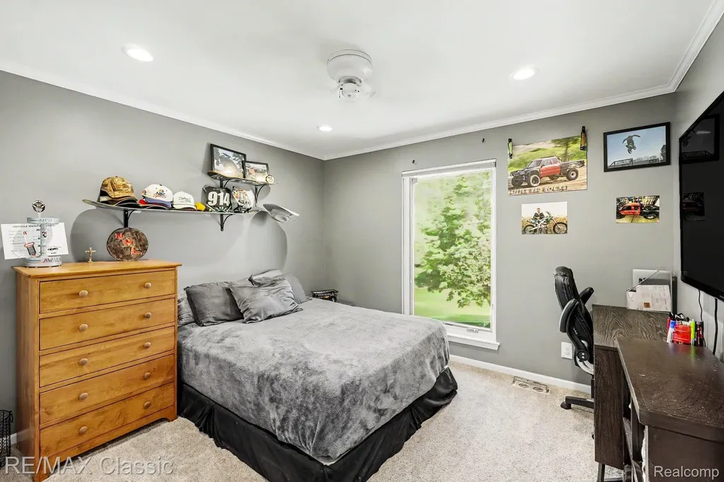 54853 Walnut Drive Lyon Charter Township MI 48165