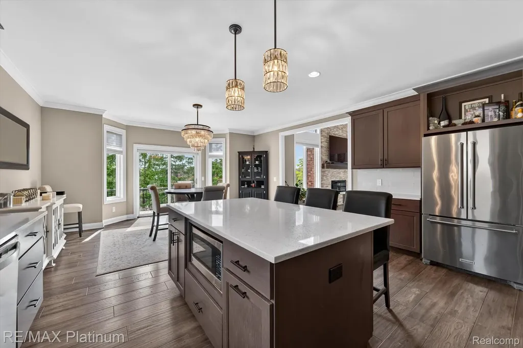 10653 Stoney Point Drive Green Oak Township MI 48178