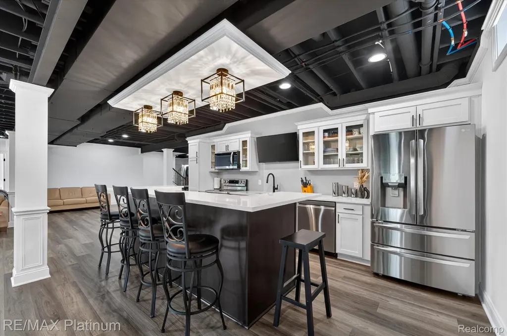 10653 Stoney Point Drive Green Oak Township MI 48178