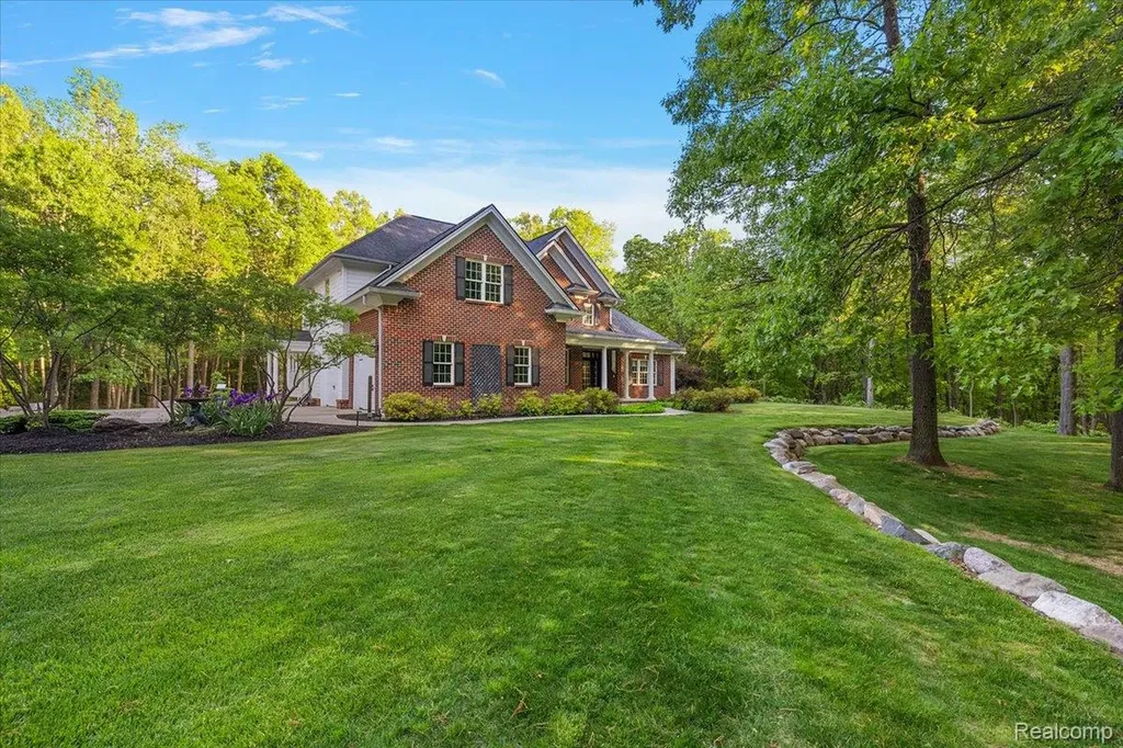 500 Hawk High Hill Road Metamora Township MI 48455