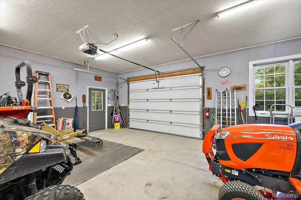 500 Hawk High Hill Road Metamora Township MI 48455