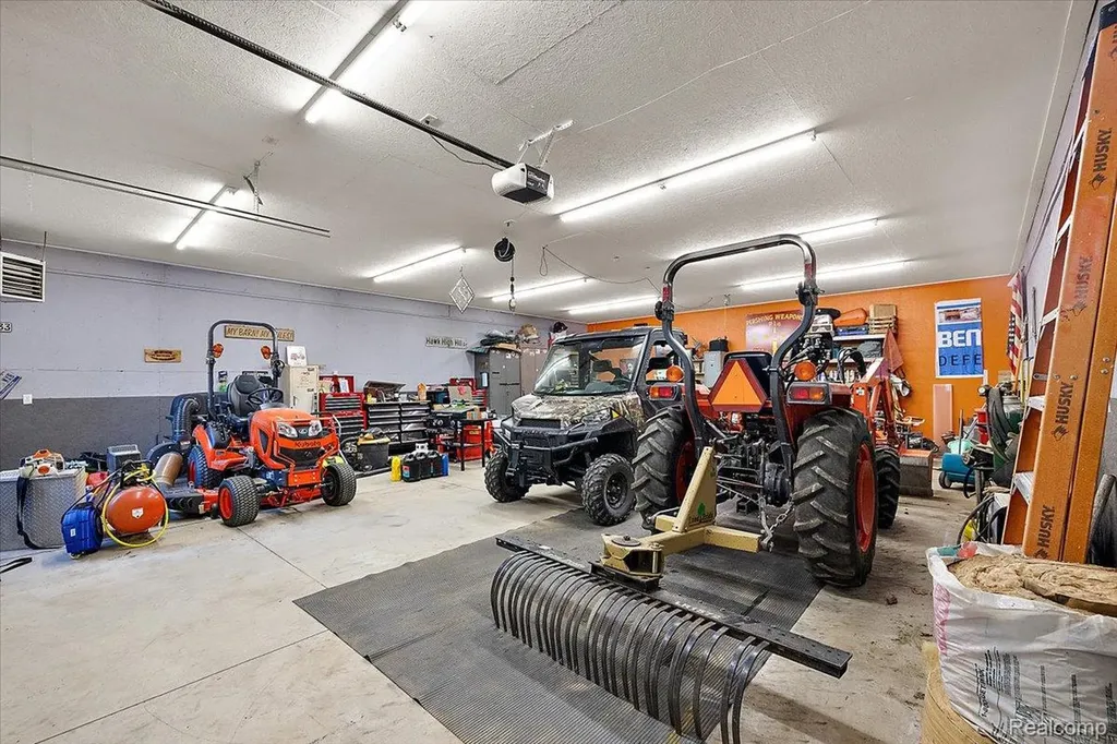 500 Hawk High Hill Road Metamora Township MI 48455