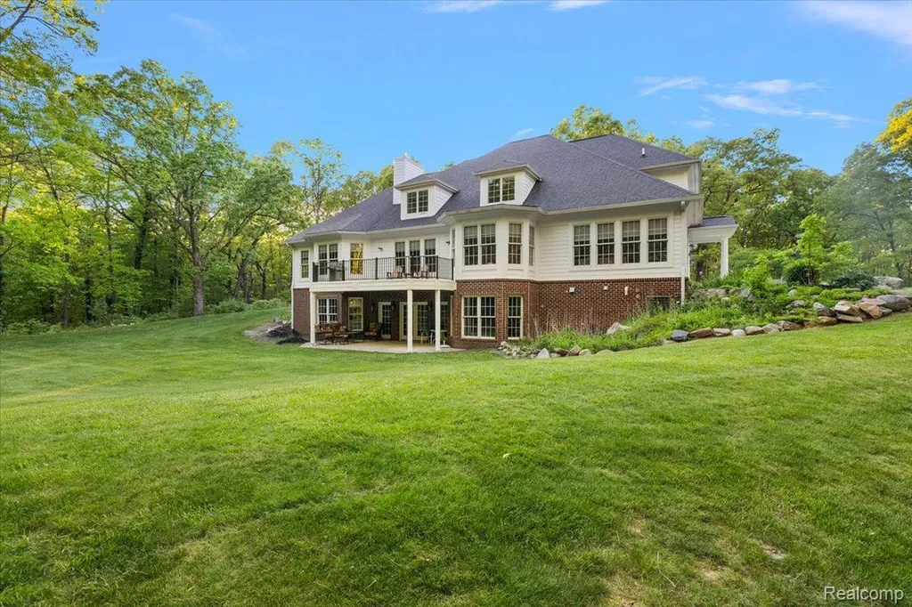 500 Hawk High Hill Road Metamora Township MI 48455
