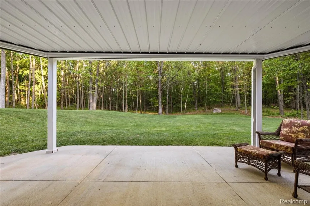 500 Hawk High Hill Road Metamora Township MI 48455