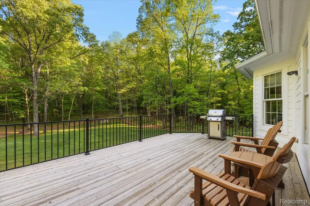 500 Hawk High Hill Road Metamora Township MI 48455