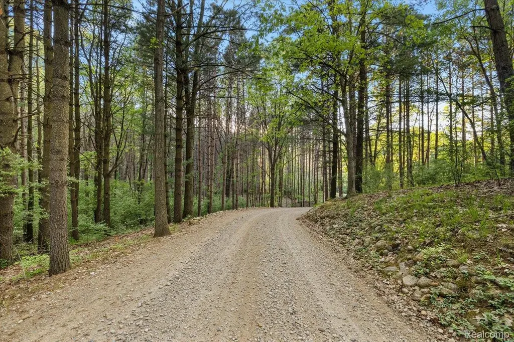 500 Hawk High Hill Road Metamora Township MI 48455