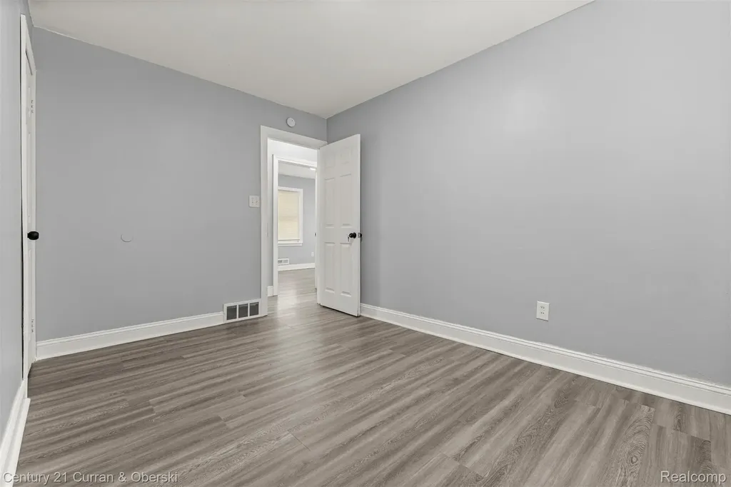 26431 Stollman Drive Inkster City MI 48141