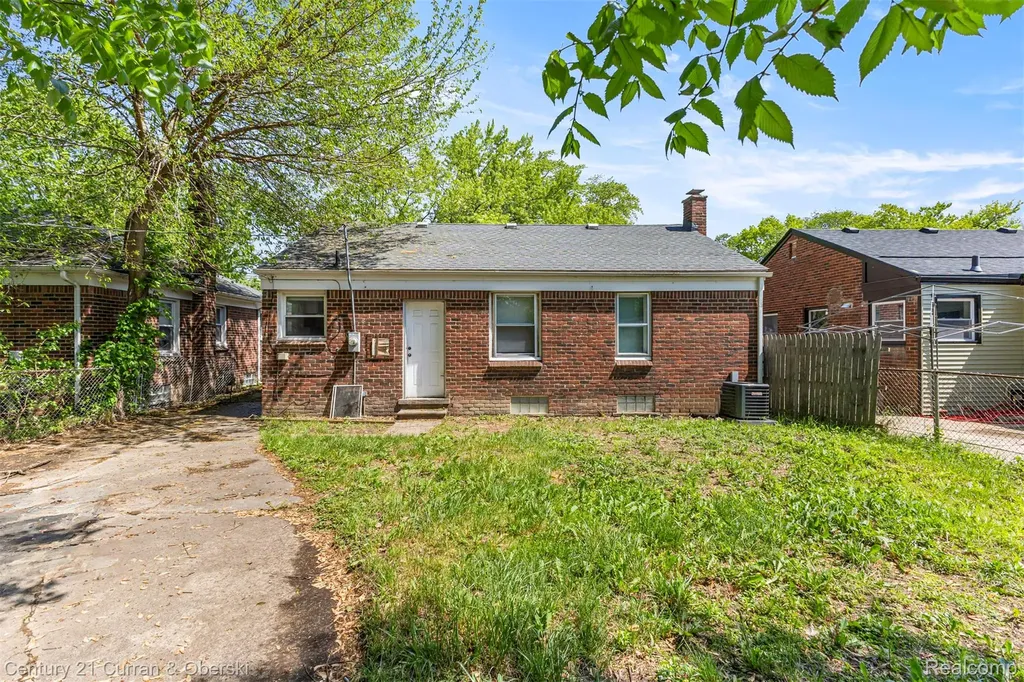 26431 Stollman Drive Inkster City MI 48141