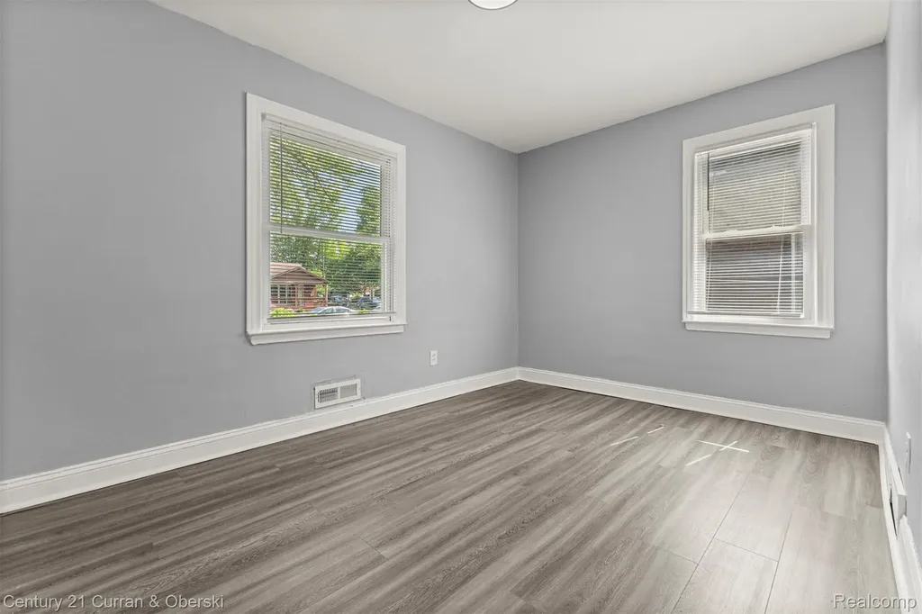 26431 Stollman Drive Inkster City MI 48141