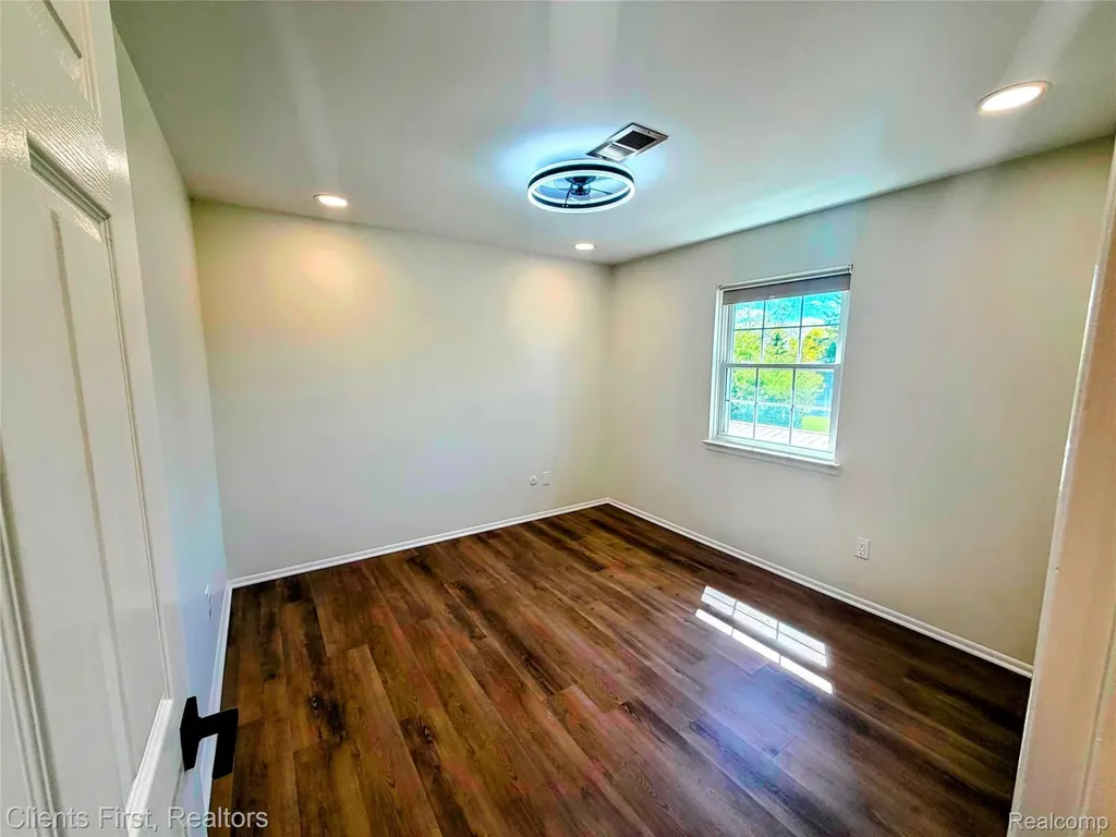 204 Princeton Drive South Lyon City MI 48178