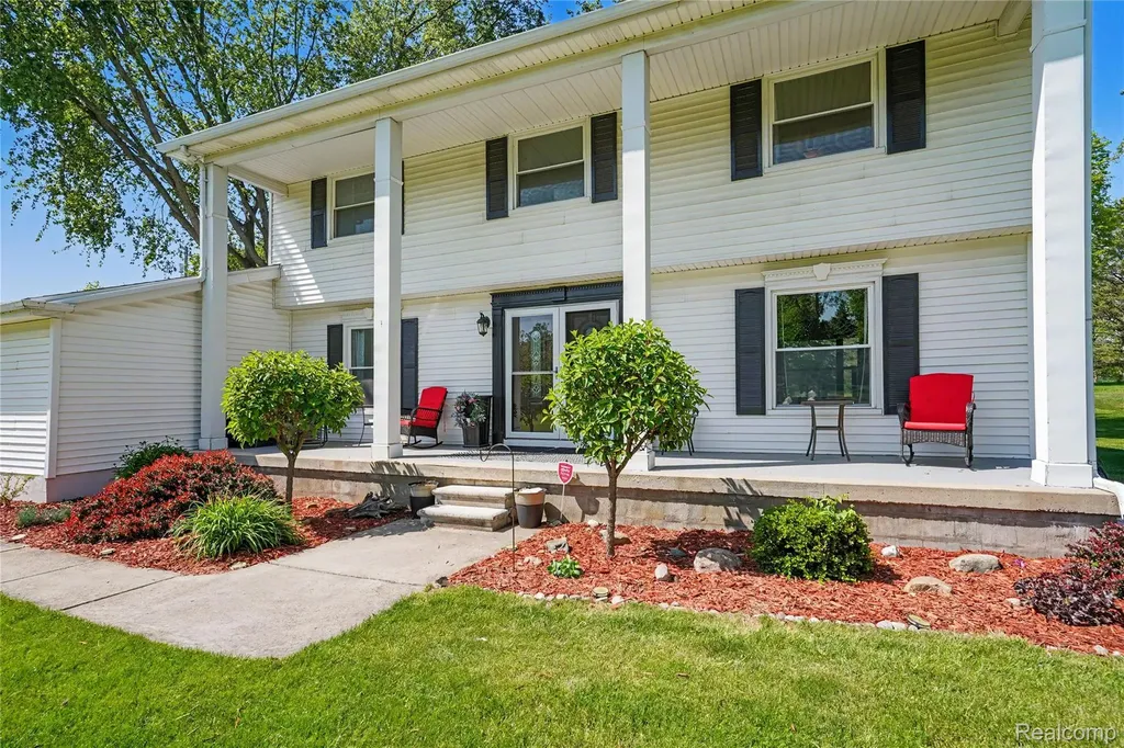4393 E Cook Road Grand Blanc Charter Township MI 48439