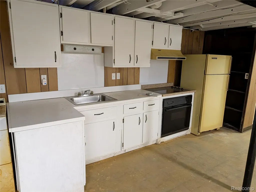 9345 Weber Road Columbus Township MI 48063