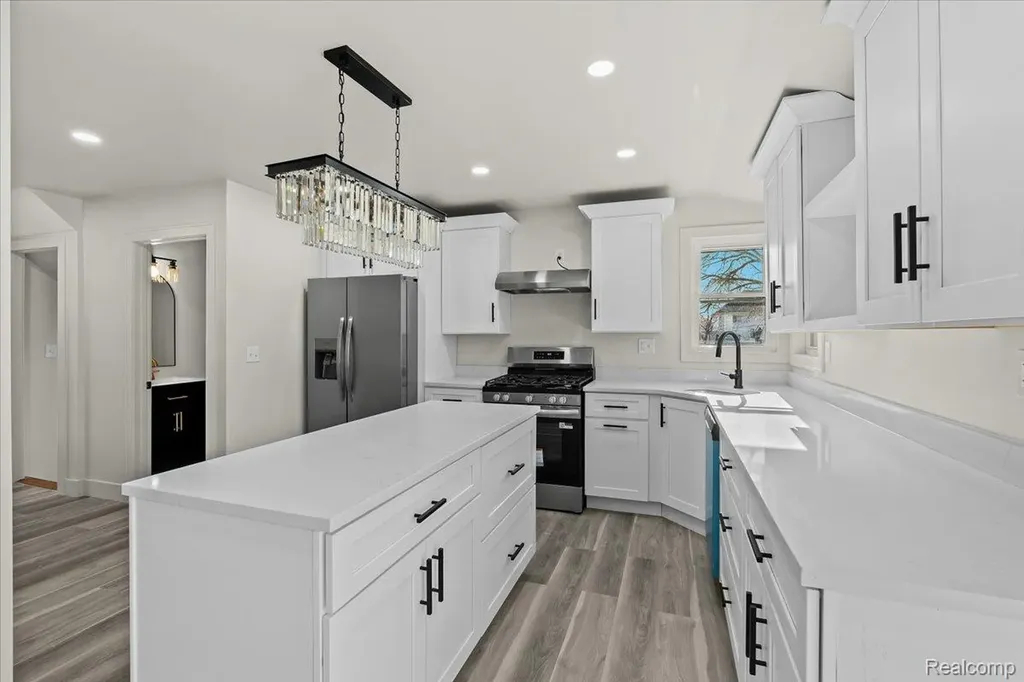 26059 Brush Street Madison Heights City MI 48071