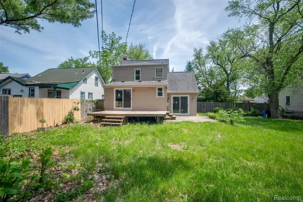 26059 Brush Street Madison Heights City MI 48071
